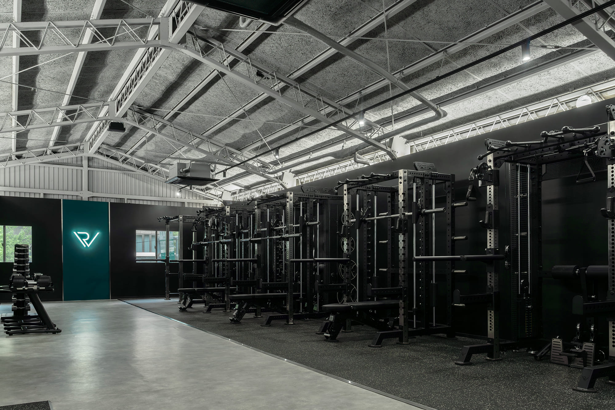 レボルワン福岡ショールーム2